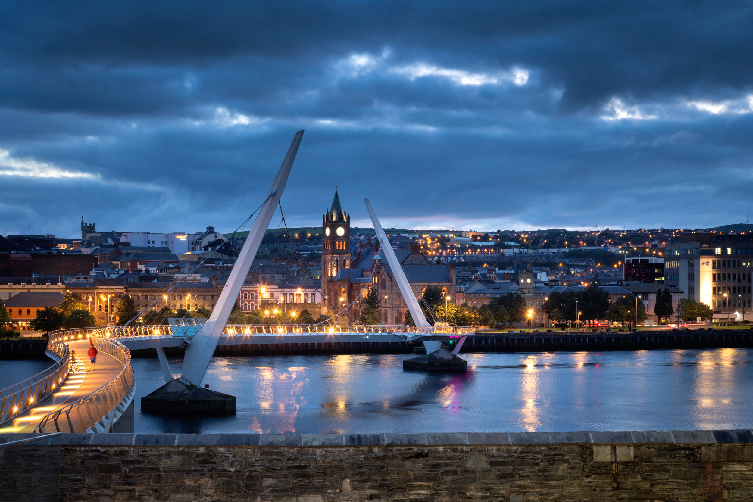 Visit Derry 